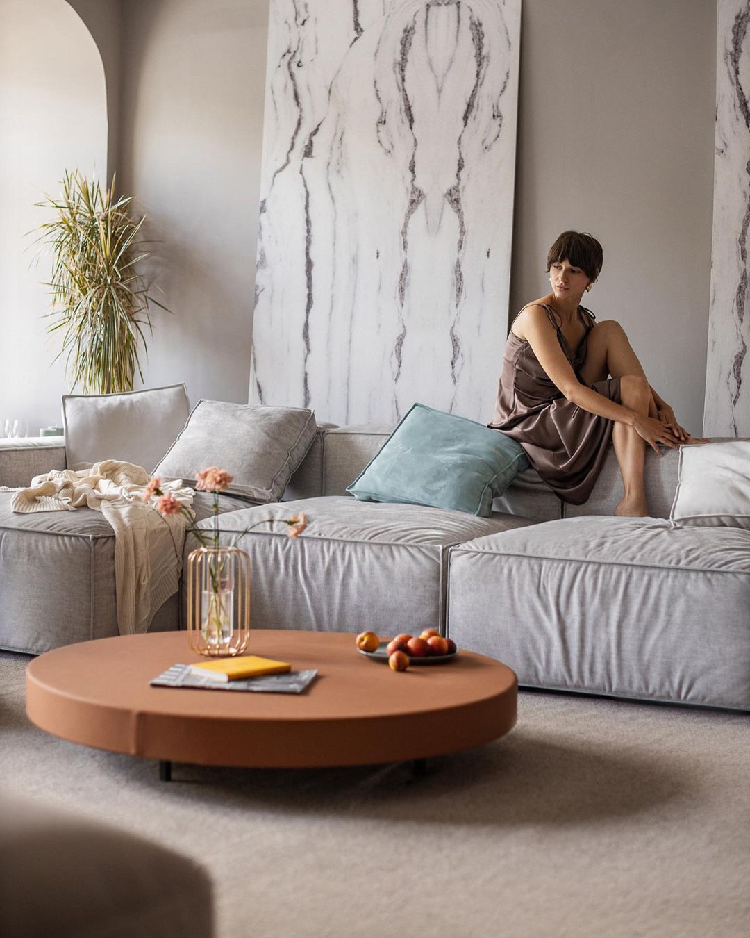 Советы по созданию идеальной зоны отдыха с помощью модульных диванов